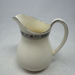 Royal Doulton Melissa Creamer The Romance Collection 1982 Retired